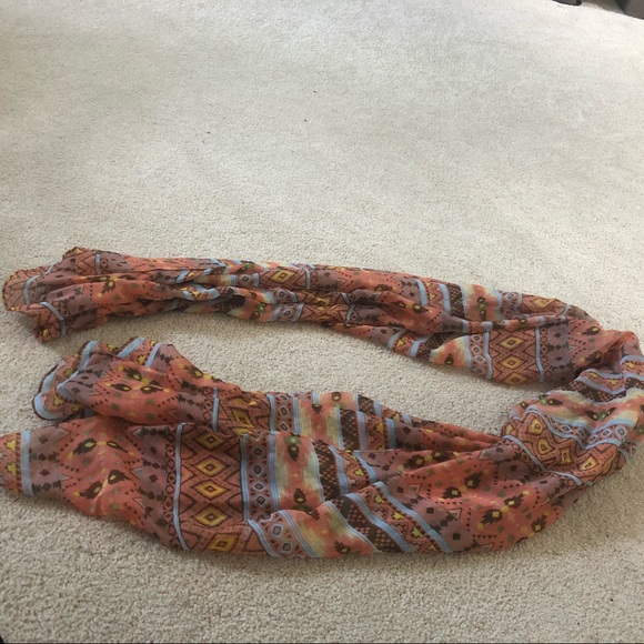 Fun Aztec print scarf! - Picture 2 of 2